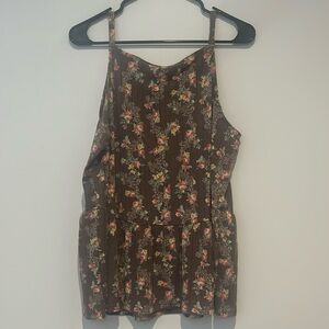 Floral printed tank top!